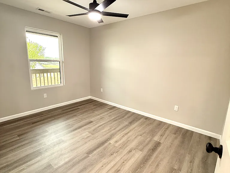 112 Todd St #4 — Photo 8