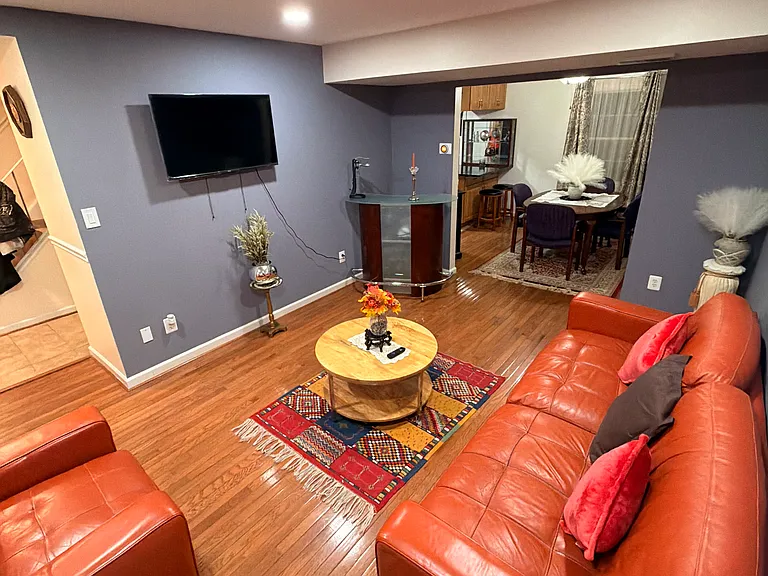 8475 Kitchener Dr — Photo 4