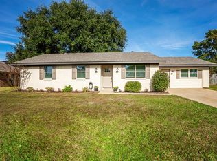 604 Rodeo Dr, Mount Vernon, TX 75457