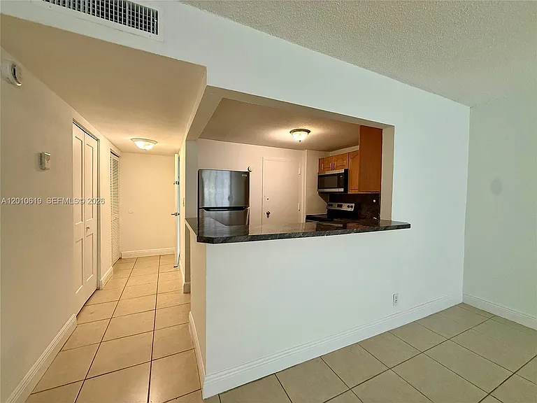 9143 SW 77th Ave #B109 — Photo 4