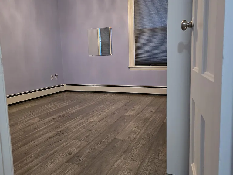 96 E Main St — Photo 11