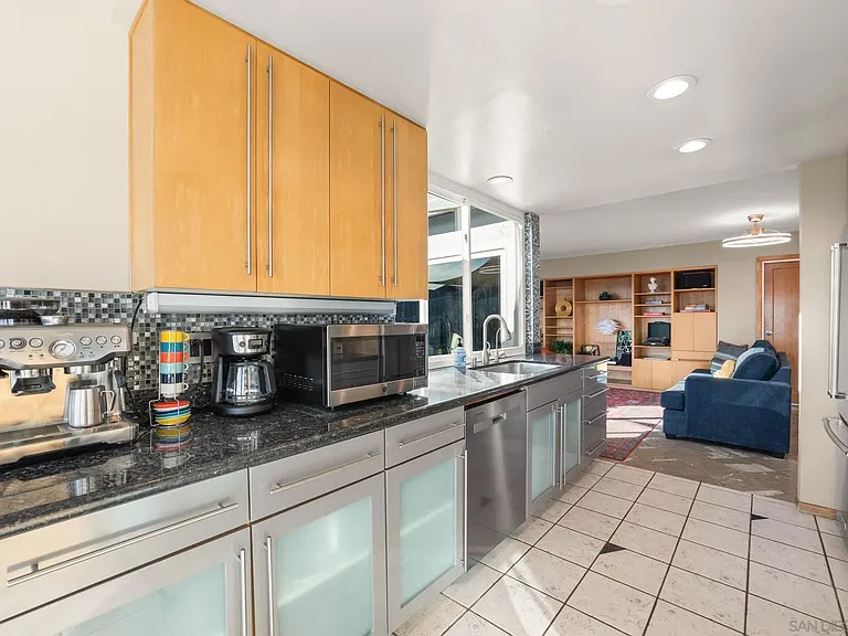 3081 Nute Way — Photo 38