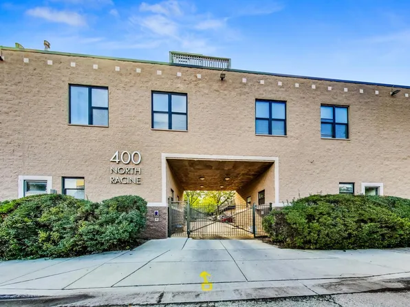 400 N Racine Ave APT 217, Chicago, IL 60642