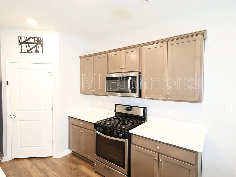 5918 Brailen Dr — Photo 10