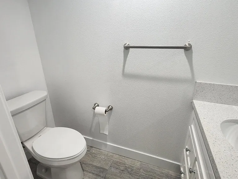 230 N Westlake Ave #1 — Photo 6