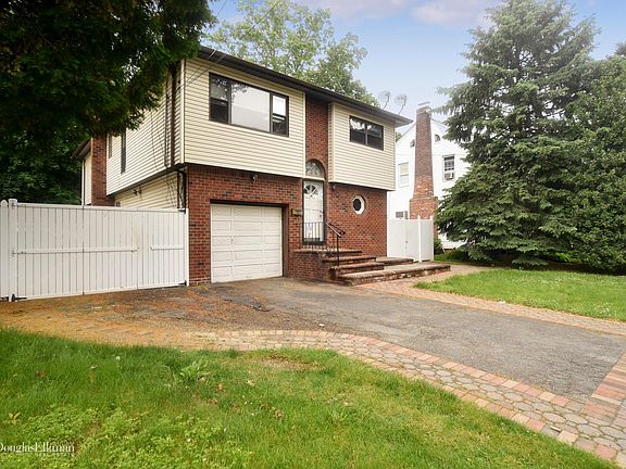 3rd image of 211 Asbury Ave