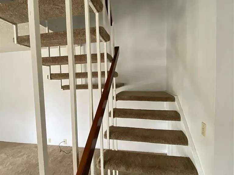 4354 Vision Dr — Photo 10