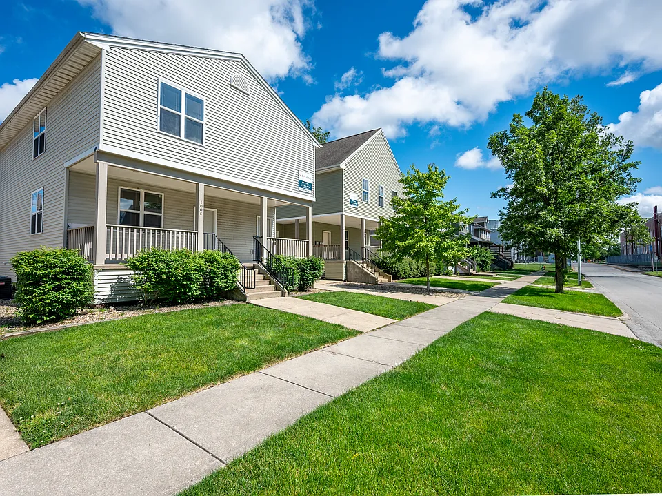 Roland Realty