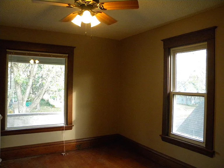 742 Buchanan St NE — Photo 13
