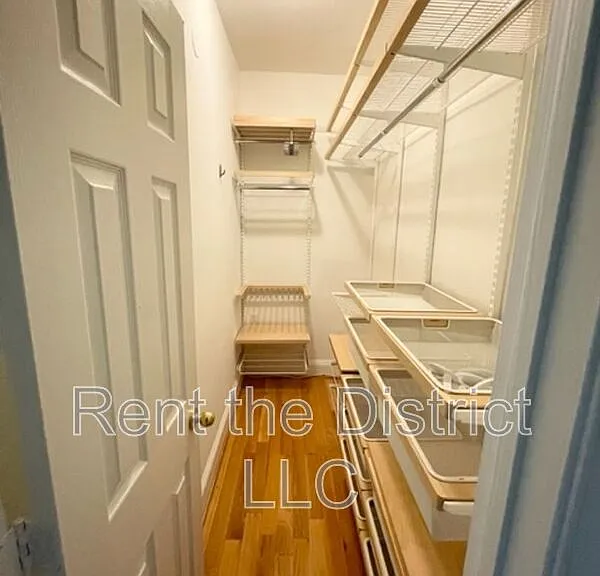 525 5th St NE — Photo 17