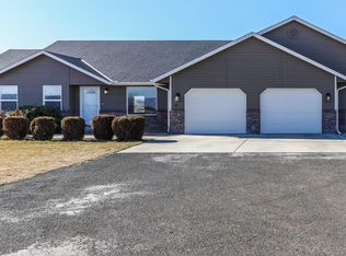 570 Songbird Way, Yakima, WA 98908