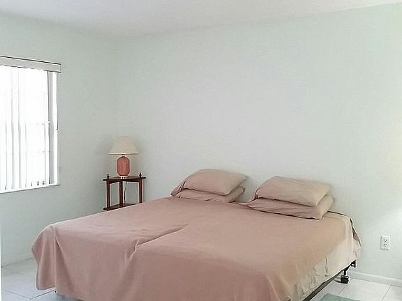 5th image of 1364 SE Starklake Ct