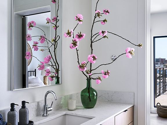 5th image of 635 7th Ave S #601