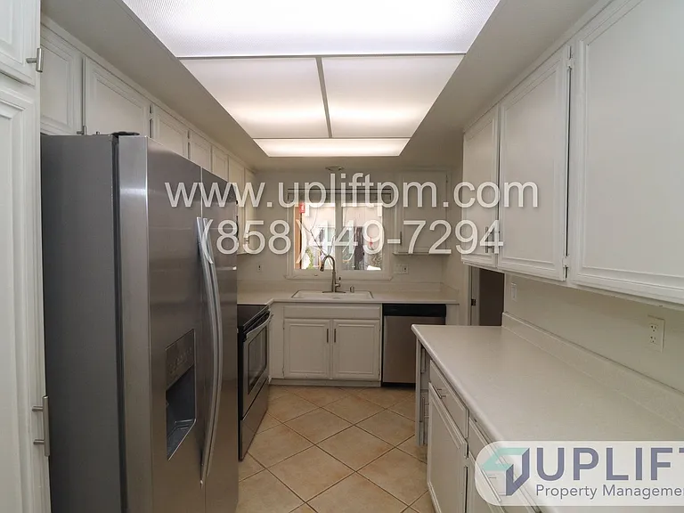 23668 Country Villa Rd — Photo 6