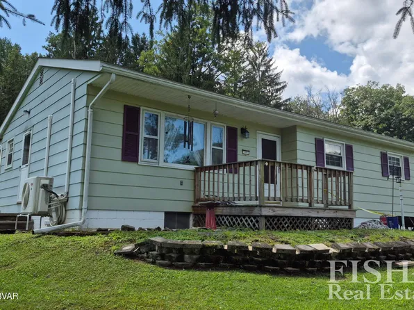 1171 Renovo Rd, Mill Hall, PA 17751