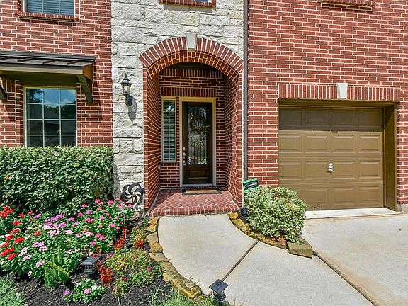 4th image of 21134 Bastide Ln