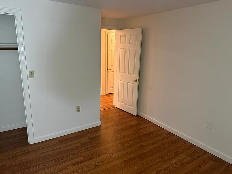 828 State St #1 — Photo 10