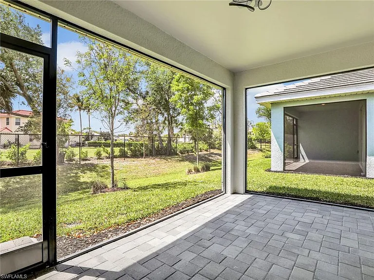 21904 Milan Villas Ln — Photo 25
