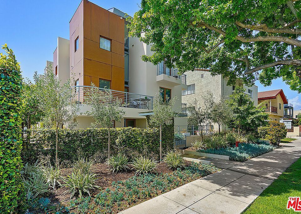 1st image of 1544 11th St Unit 4