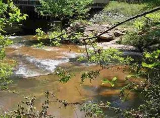 609 Peach Shed Rd, Chesnee, SC 29323