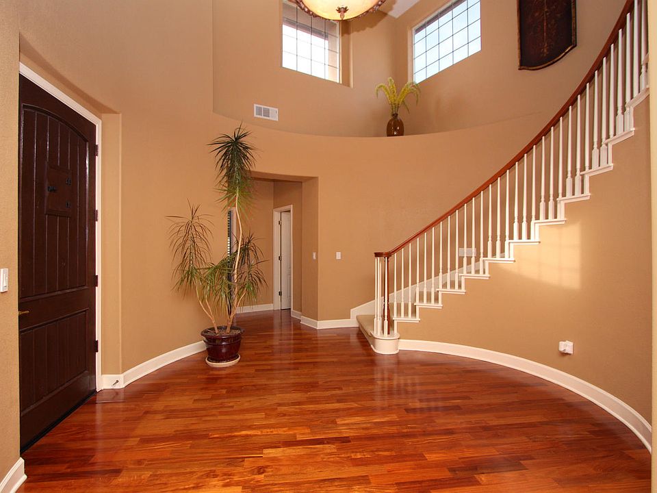 1st image of 1085 Bevinger Dr