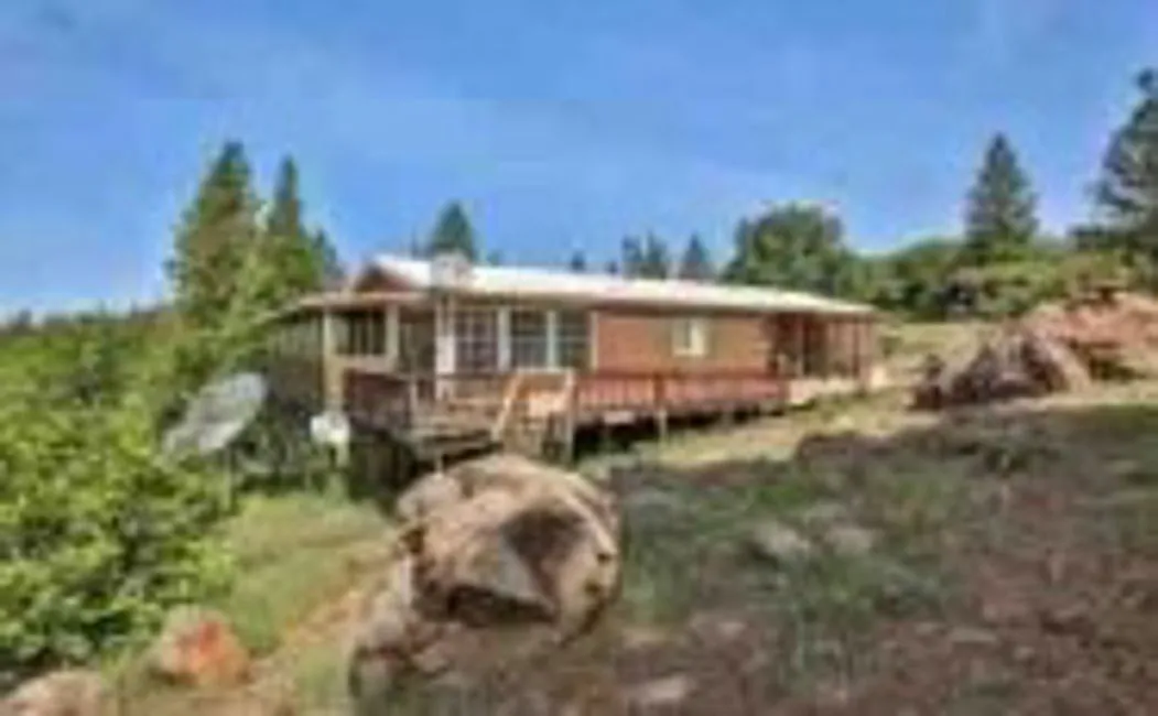 105 Top View Ct photo 1