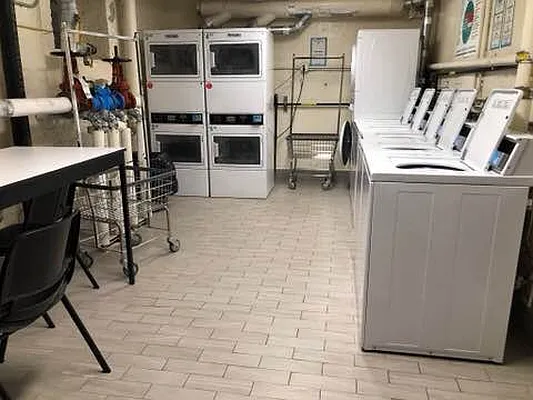 Rented by Oxford Property Group | media 42