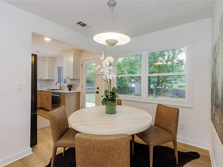 3026 Brook Dr — Photo 10
