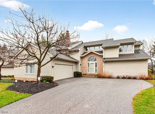 2 Haverhill Ct, Beachwood, OH 44122
