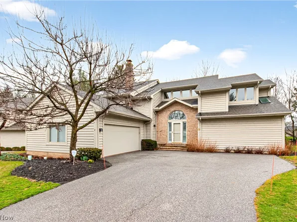 2 Haverhill Ct, Beachwood, OH 44122