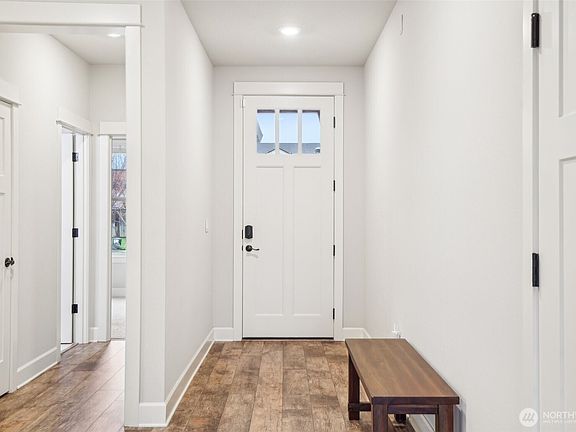 5th image of 13602 NW 54th Avenue