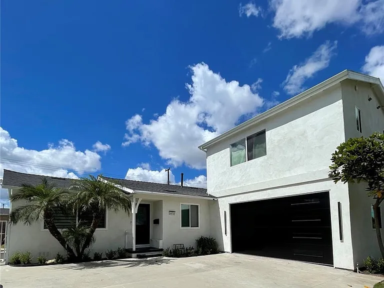 14716 Ramhurst Dr — Photo 1