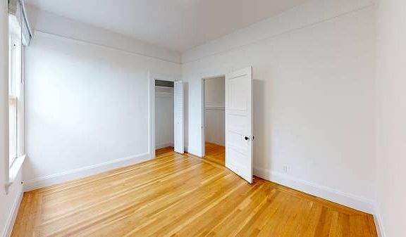 4th image of 795 Ashbury St #206-B