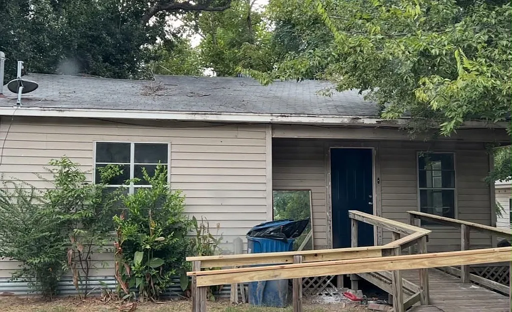Charming 2-Bedroom Home in Athens, TX — Photo 4