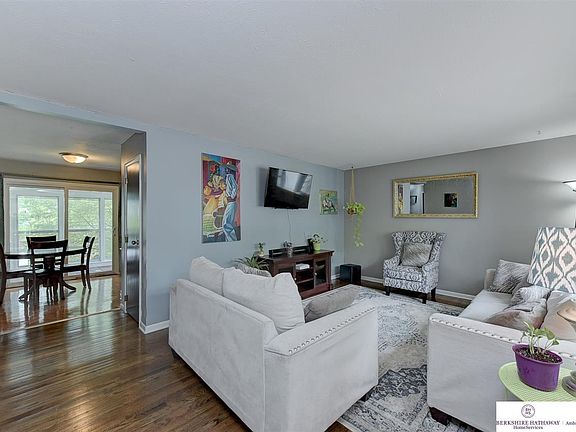 4th image of 1824 N 110th Avenue Cir