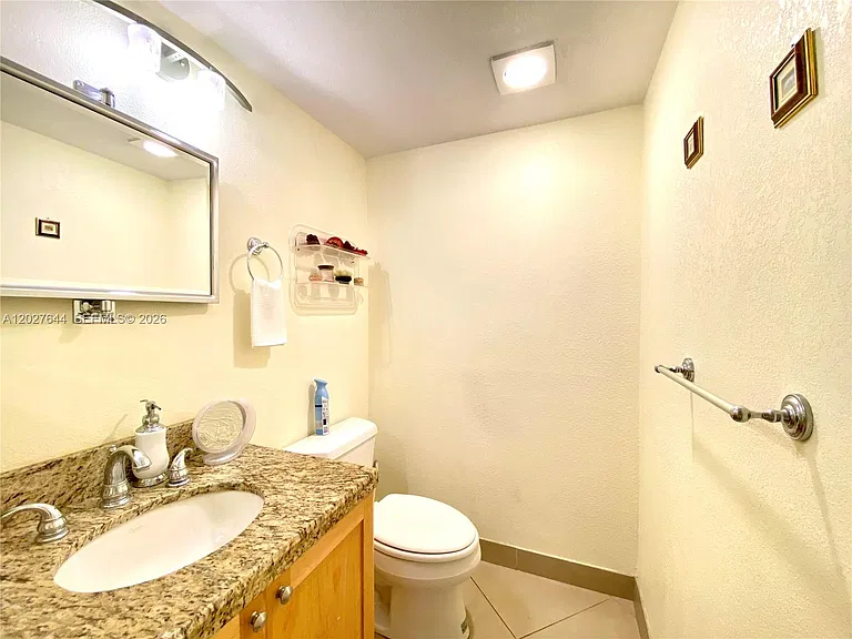 20505 E Country Club Dr #233 — Photo 21