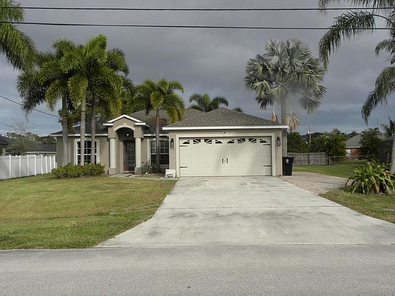 2nd image of 5741 NW Zenith Drive