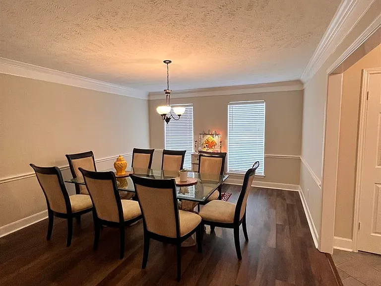 2104 Bay Hill Dr — Photo 15
