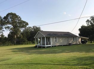 563 Highway 402, Napoleonville, LA 70390