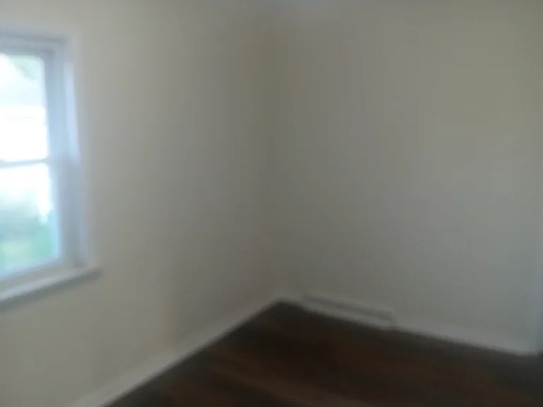 1816 Howard St — Photo 12
