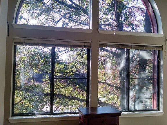 3rd image of 2812 Lee Oaks Pl APT 301