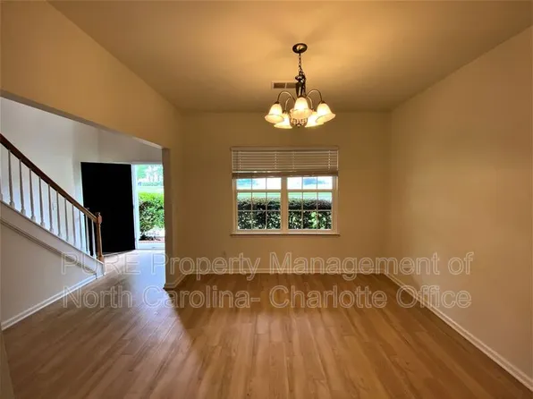 1239 Brecken Ct, Kannapolis, NC 28081