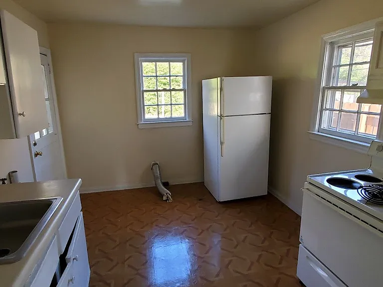 4404 Trinity Ave — Photo 5