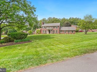 121 Farmgate Ln, Silver Spring, MD 20905