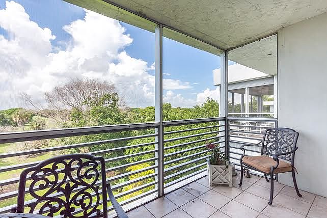 1st image of 4020 W Palm Aire Dr APT 512