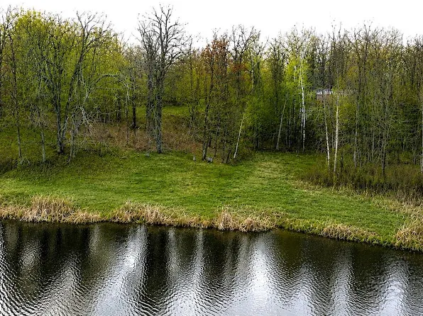 3272 23rd Ave NW, Hackensack, MN 56452