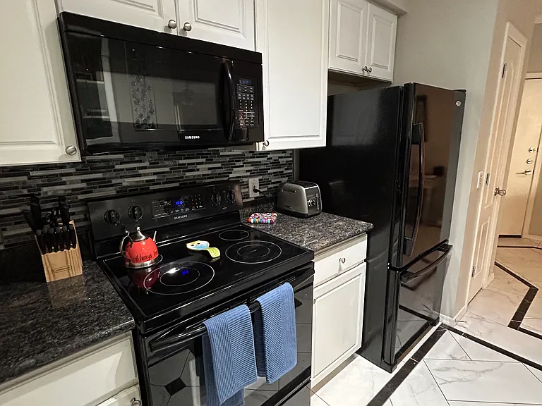 1701 E Colter St — Photo 31