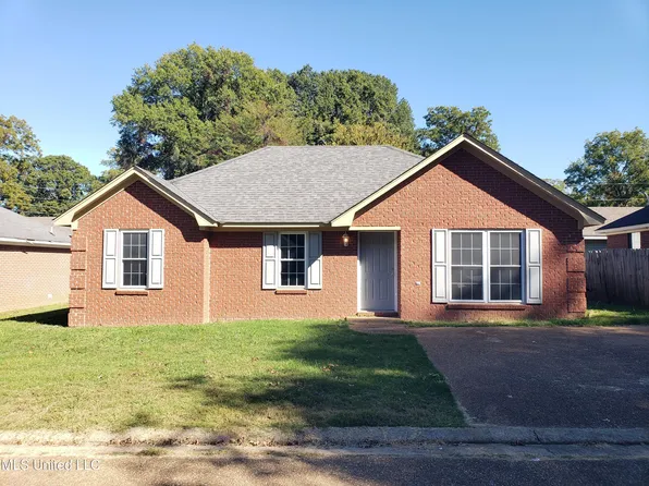 103 Steven Ln, Batesville, MS 38606