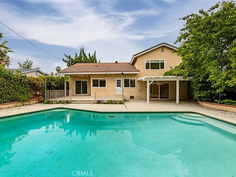 19834 Haynes St — Photo 30