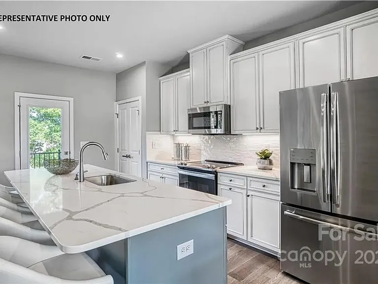 238 Russell Branch Ln #238 — Photo 7